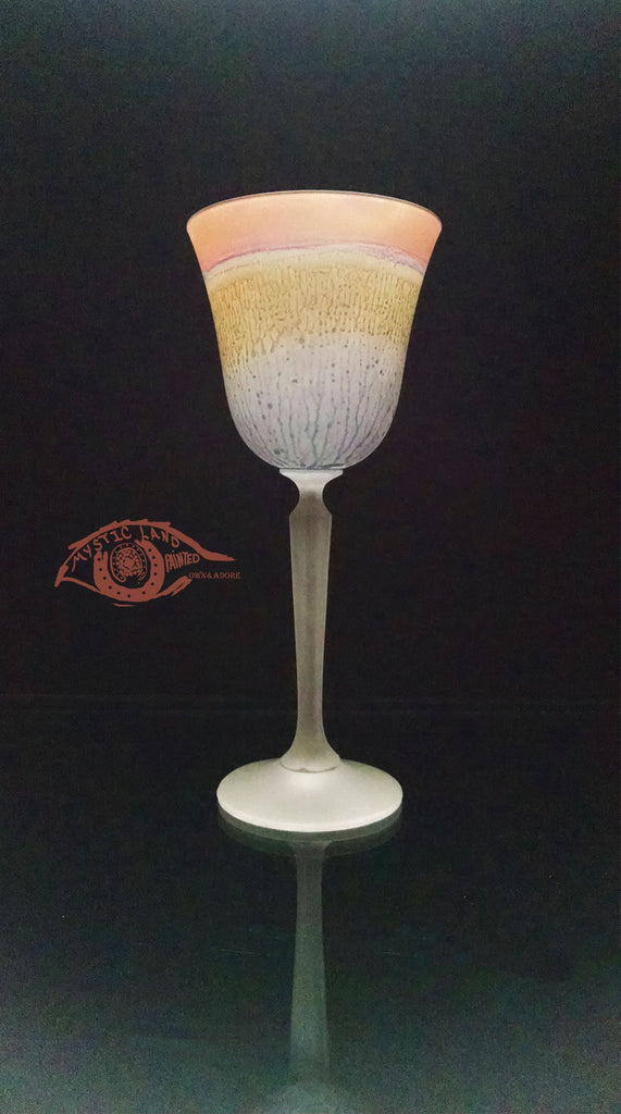 http://www.ownadore.com/cdn/shop/products/crystal-stemware-crystal-cocktail-bleeding-heart-3_1024x1024.jpg?v=1611240848